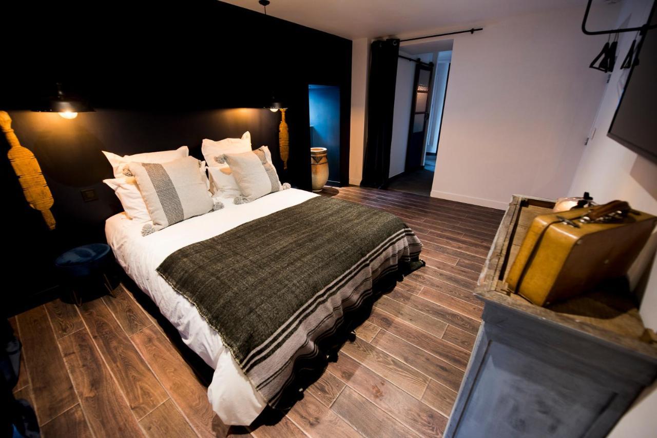 La Petite Valise Hotell Ploudalmézeau Exteriör bild