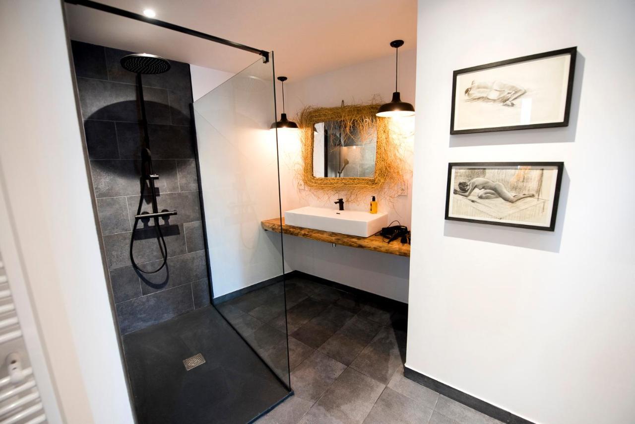 La Petite Valise Hotell Ploudalmézeau Exteriör bild