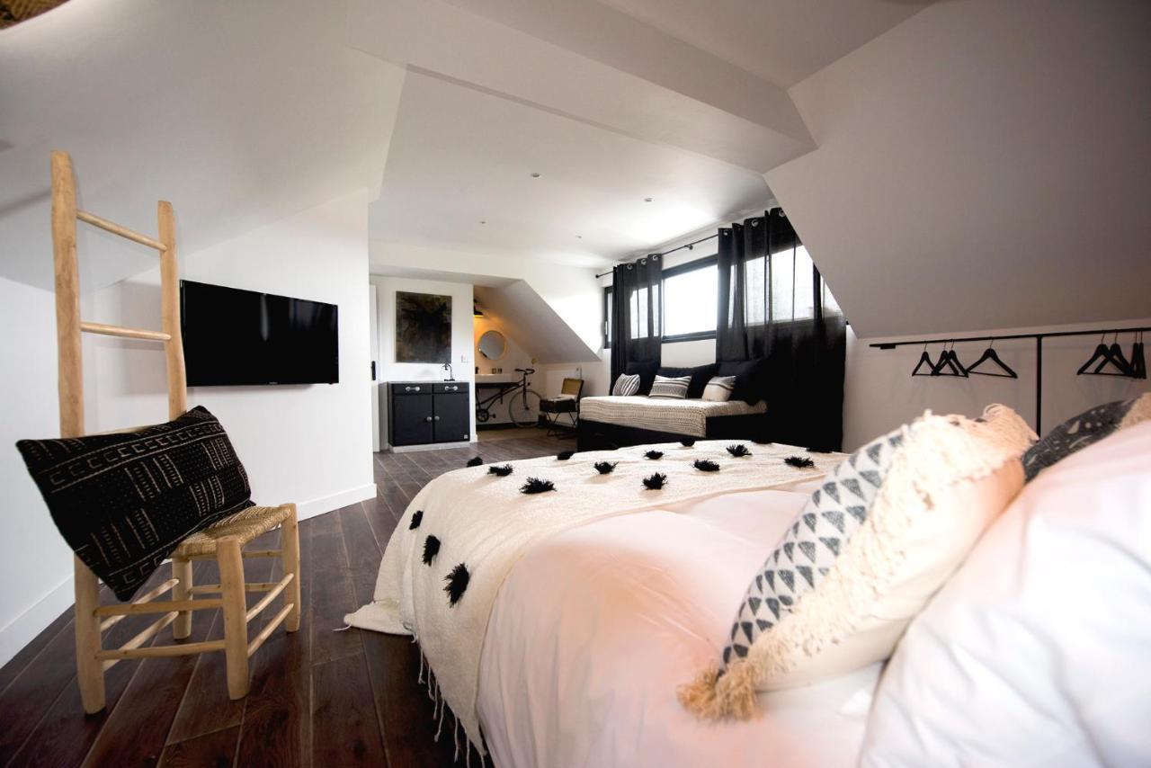 La Petite Valise Hotell Ploudalmézeau Exteriör bild