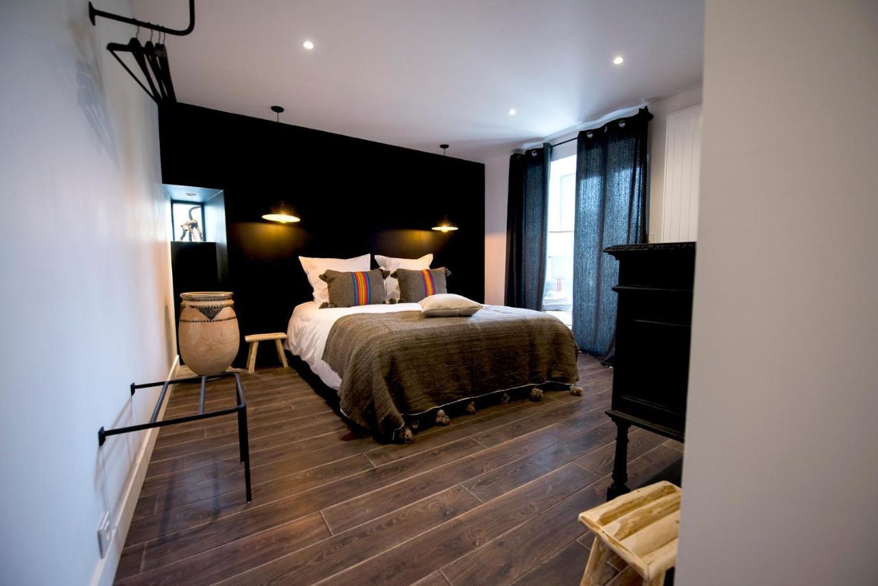 La Petite Valise Hotell Ploudalmézeau Exteriör bild