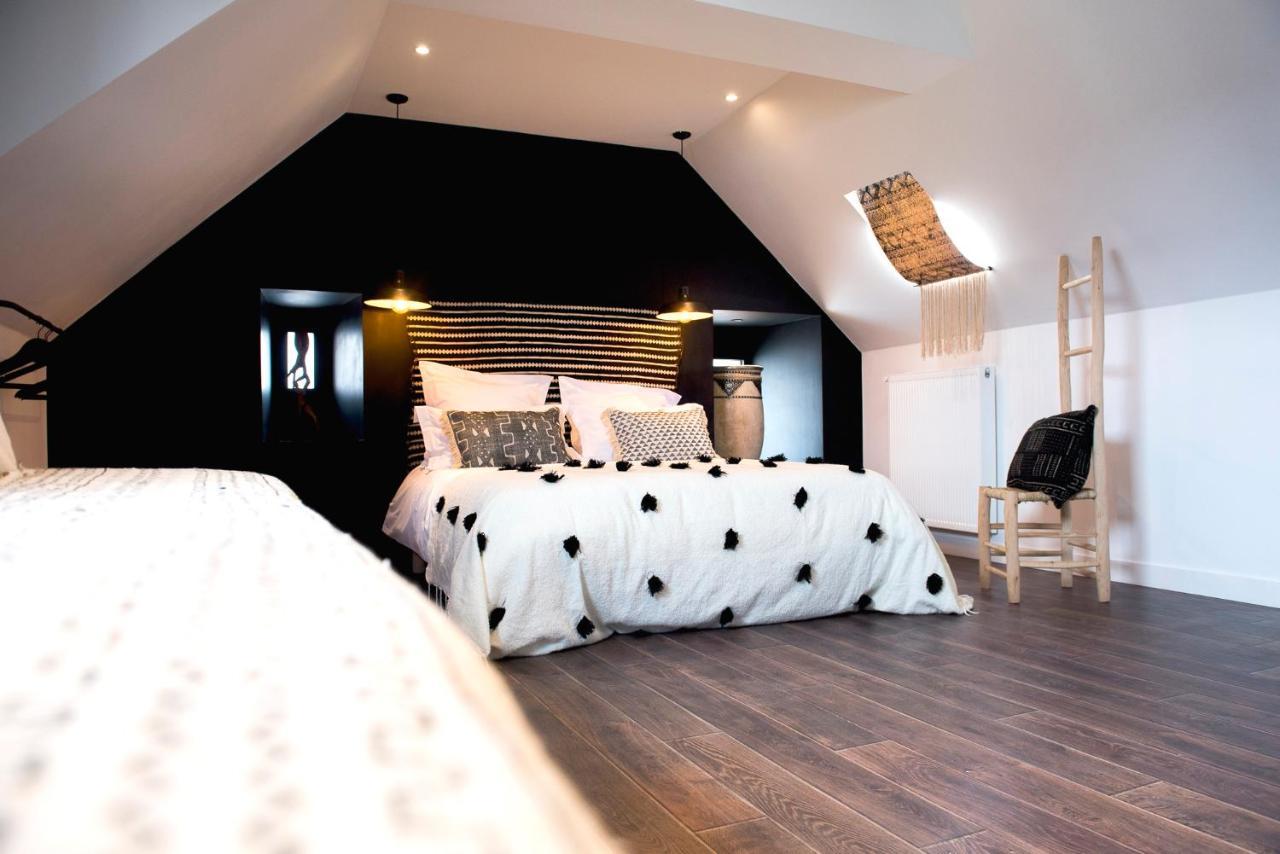La Petite Valise Hotell Ploudalmézeau Exteriör bild